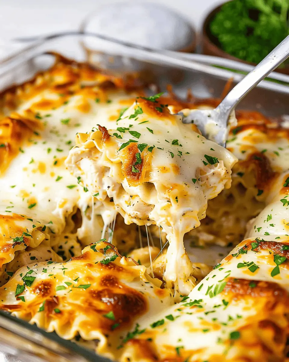Chicken Alfredo Lasagna Roll Ups: Easy Comfort Food Delight