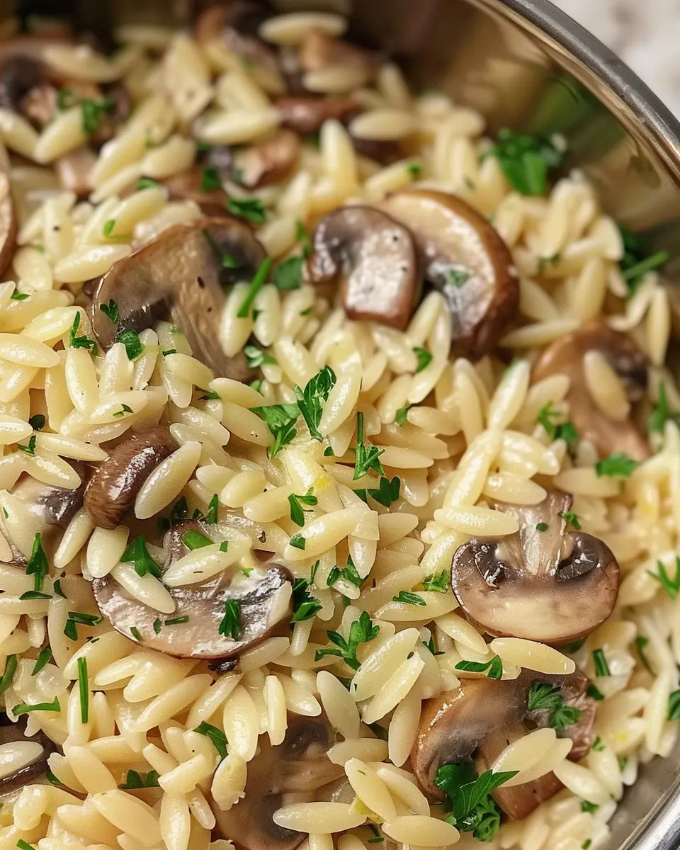 Tasty Orzo with Mushrooms: A Delightfully Easy Comfort Dish